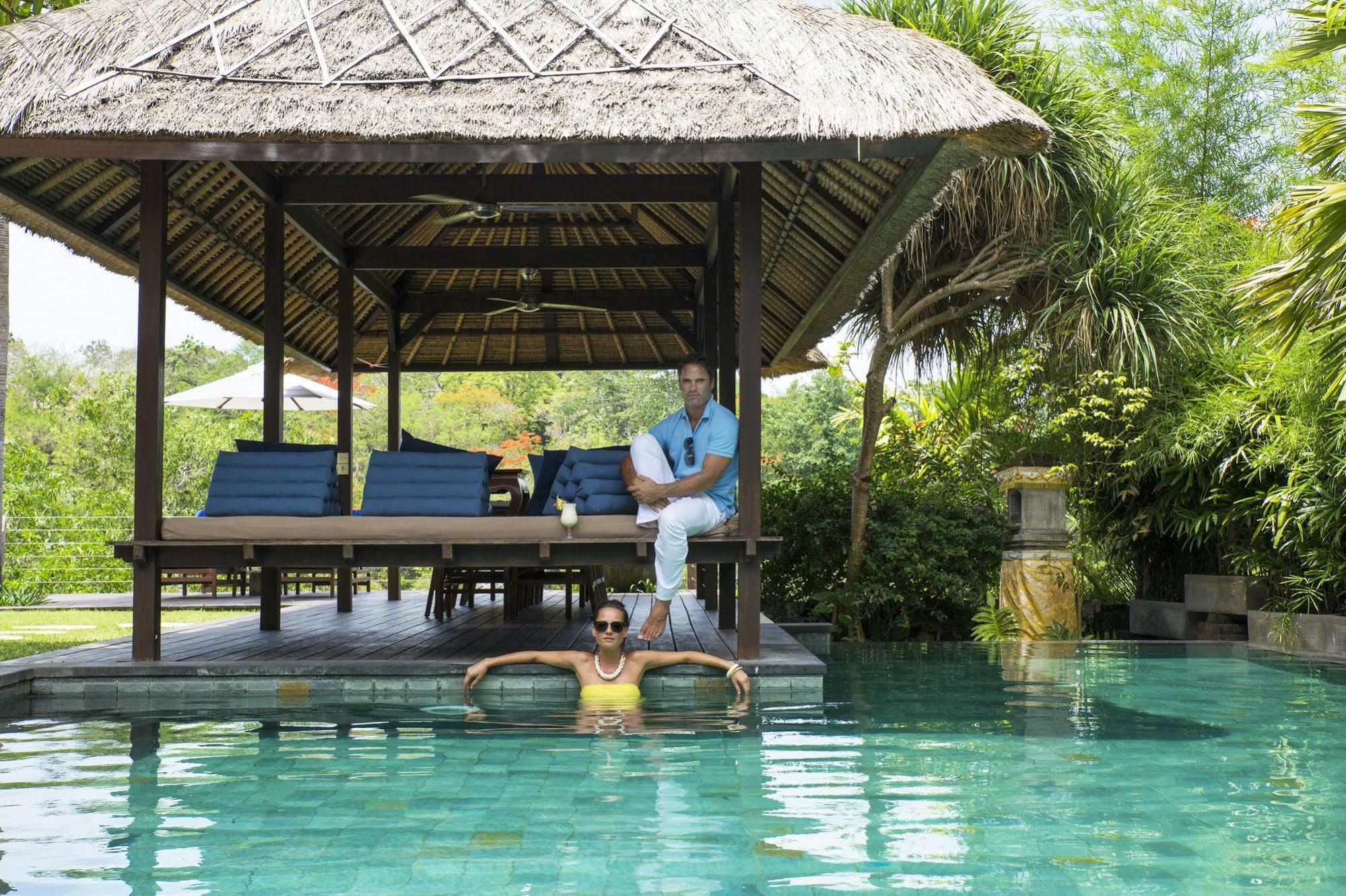 Karma Jimbaran Villa Buitenkant foto