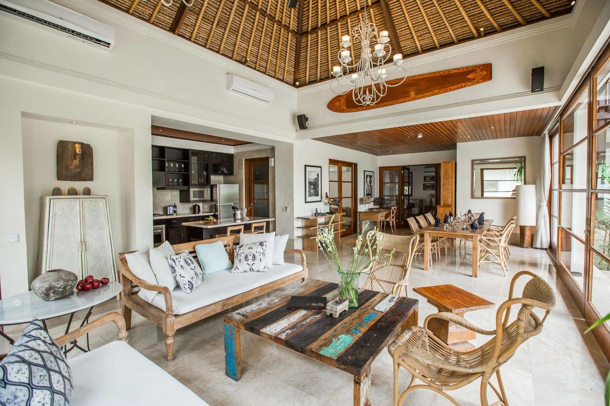 Karma Jimbaran Villa Buitenkant foto